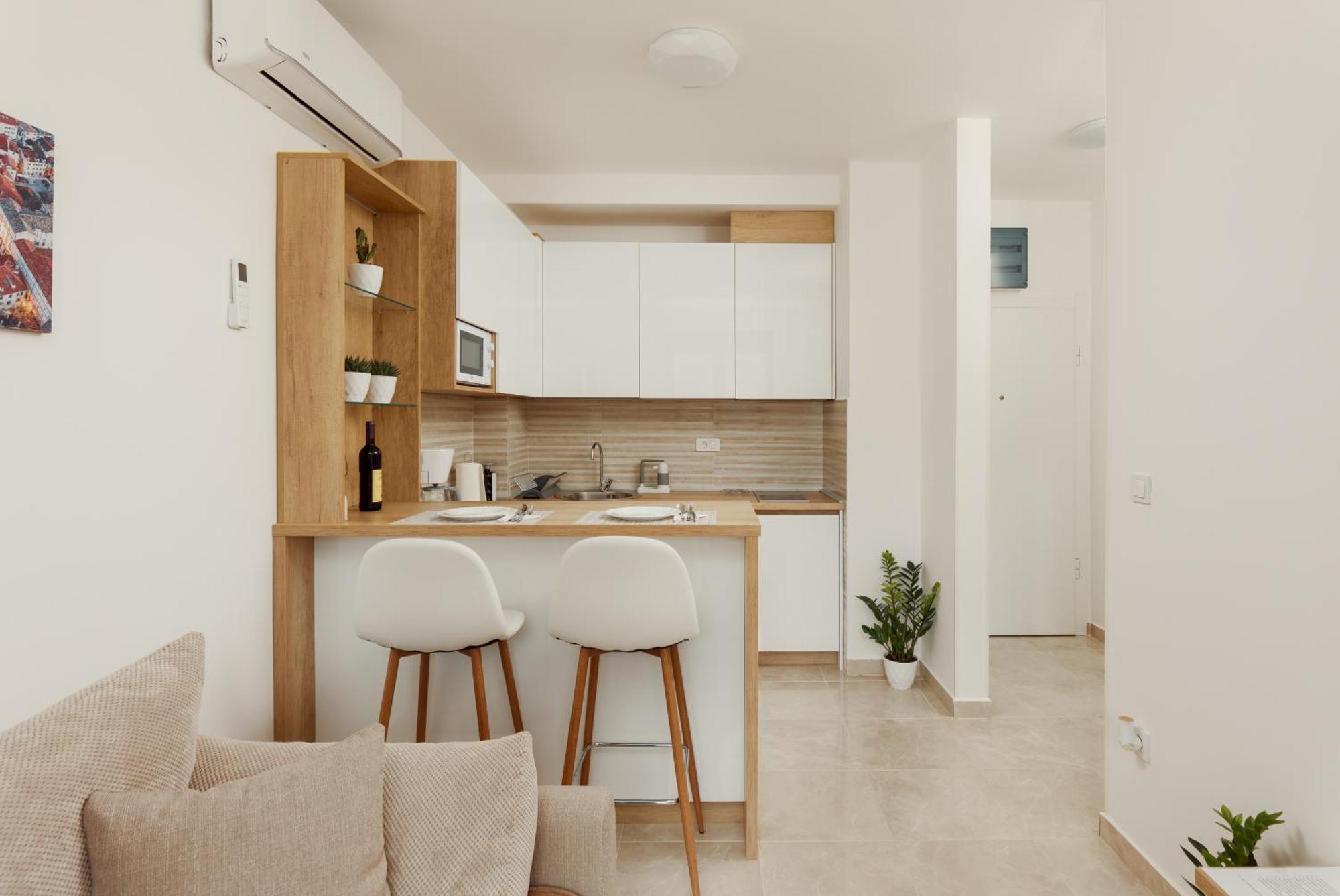 Dm Apartments โกตอร์ ภายนอก รูปภาพ